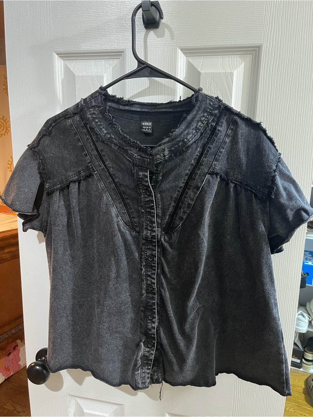 SHEIN Washed Black Short-Sleeve Frayed Button Front Blouse